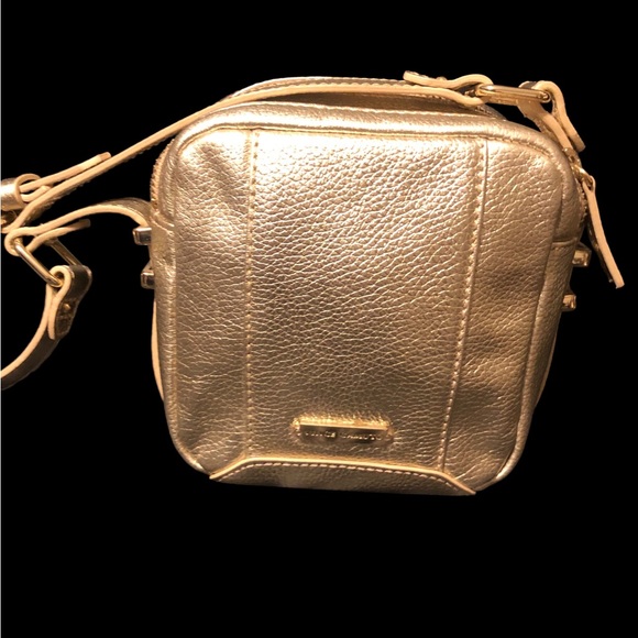 Vince Camuto Handbags - Vince Camuto Purse/Crossbody